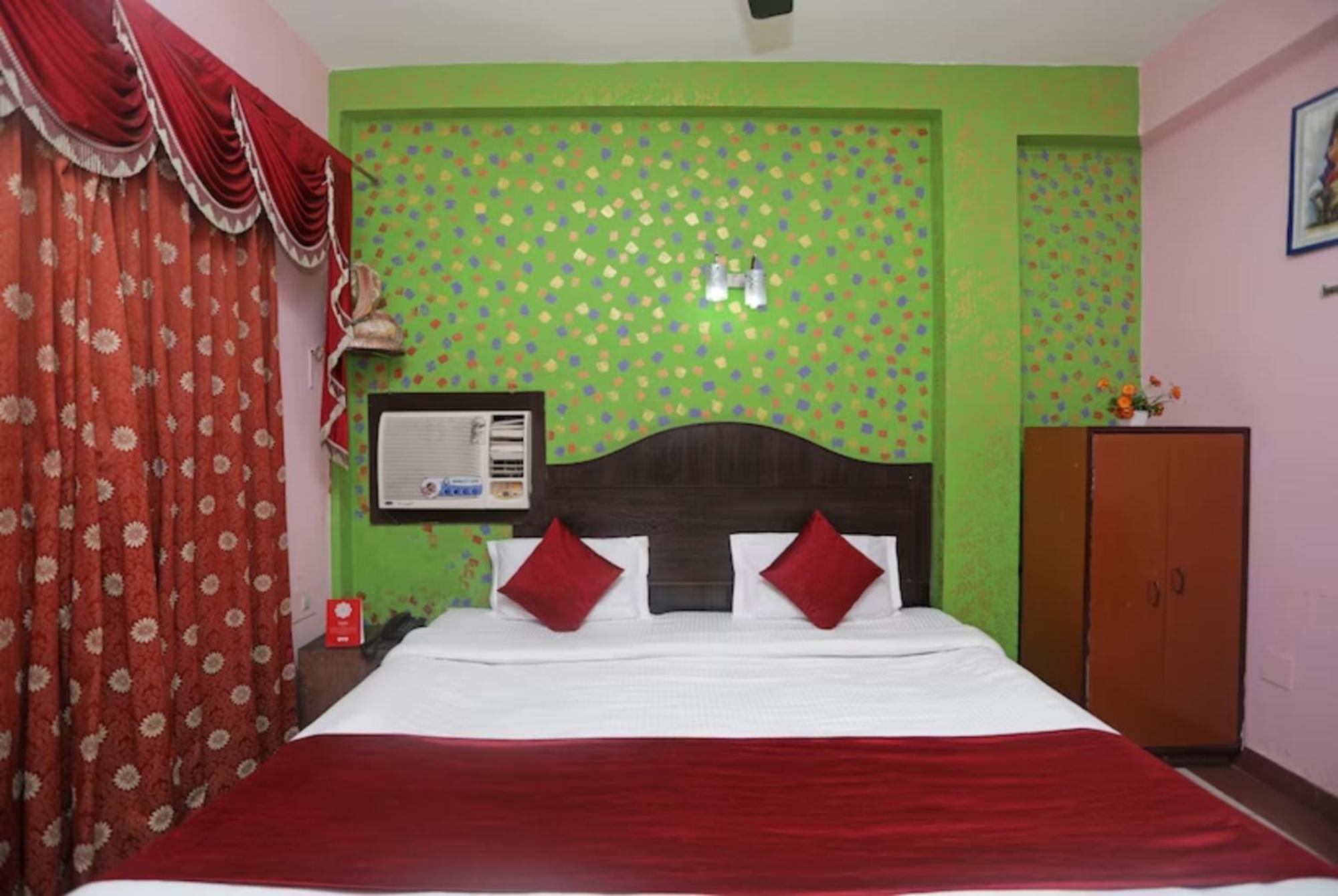 Hotel Ashray Puri Zewnętrze zdjęcie