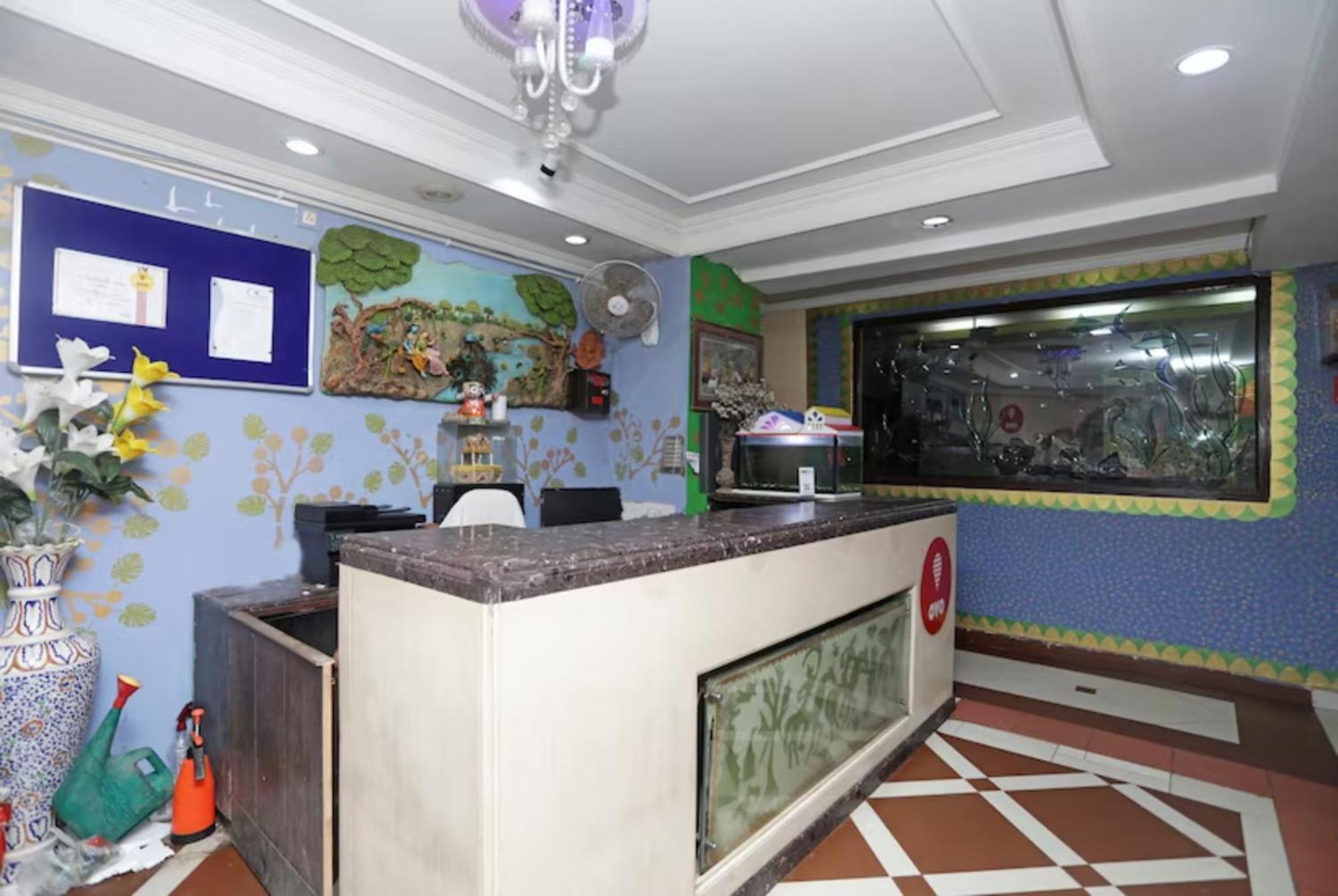 Hotel Ashray Puri Zewnętrze zdjęcie