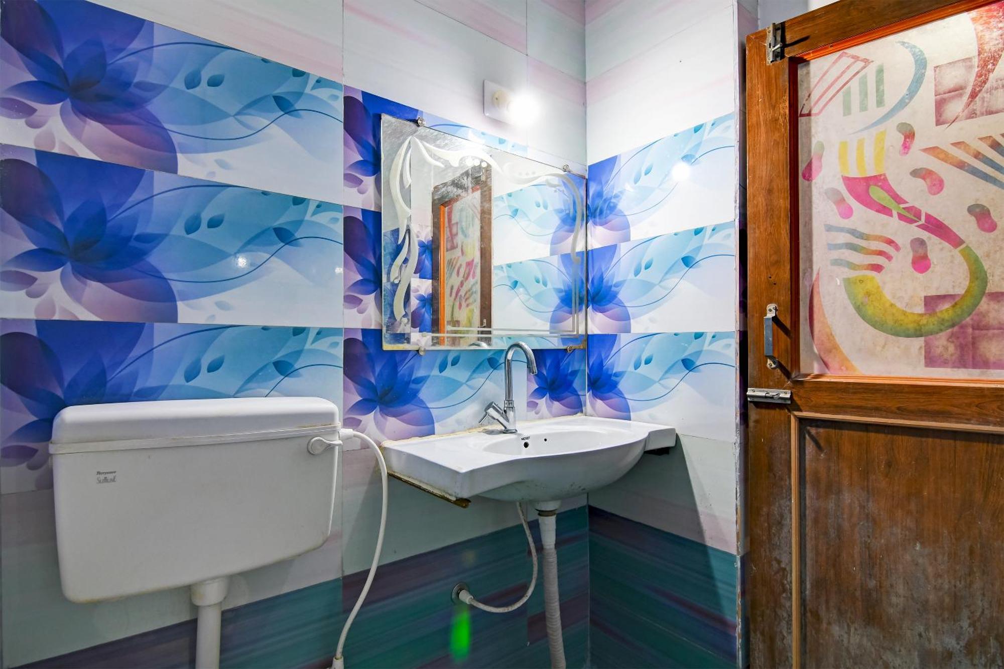 Hotel Ashray Puri Zewnętrze zdjęcie