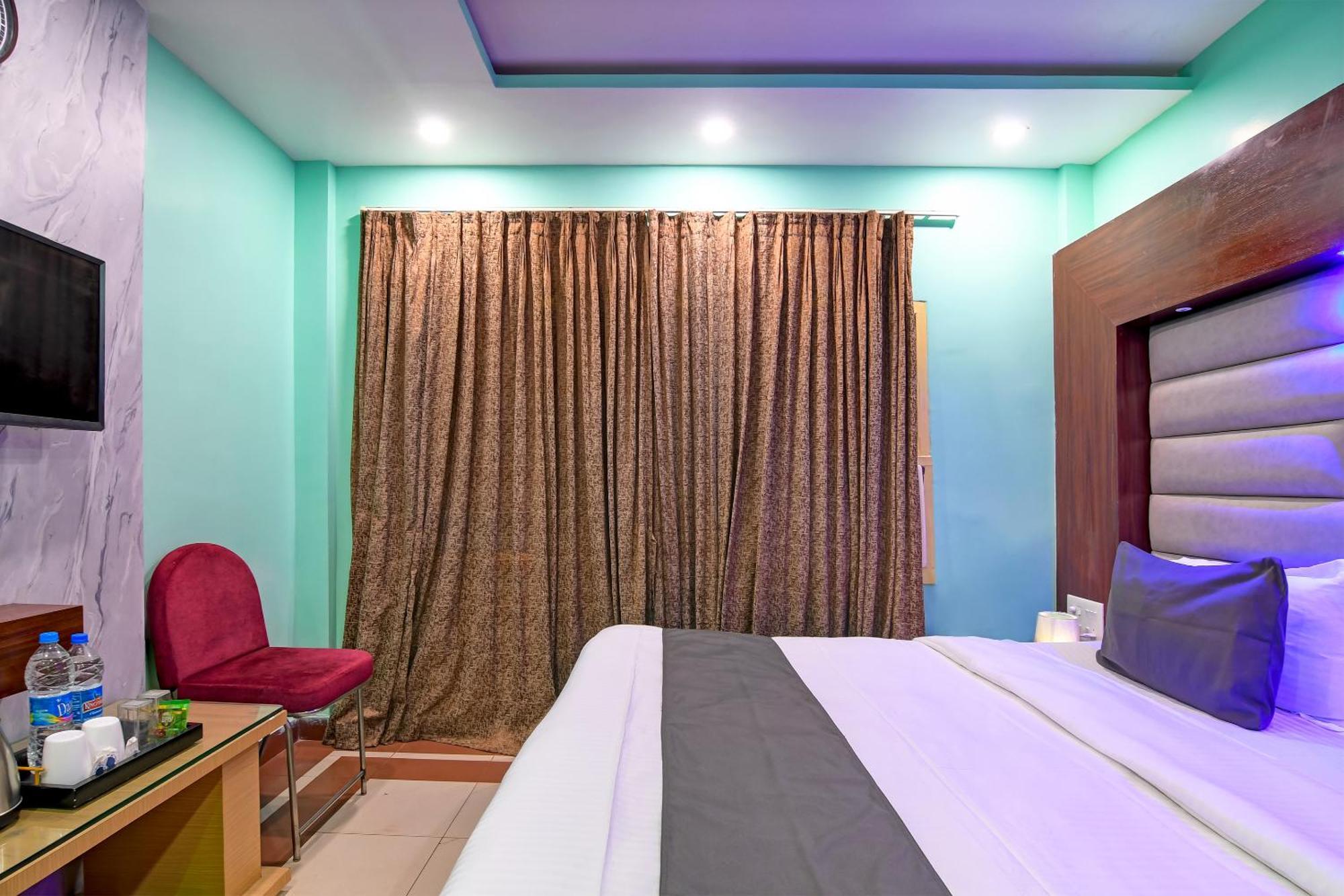 Hotel Ashray Puri Zewnętrze zdjęcie