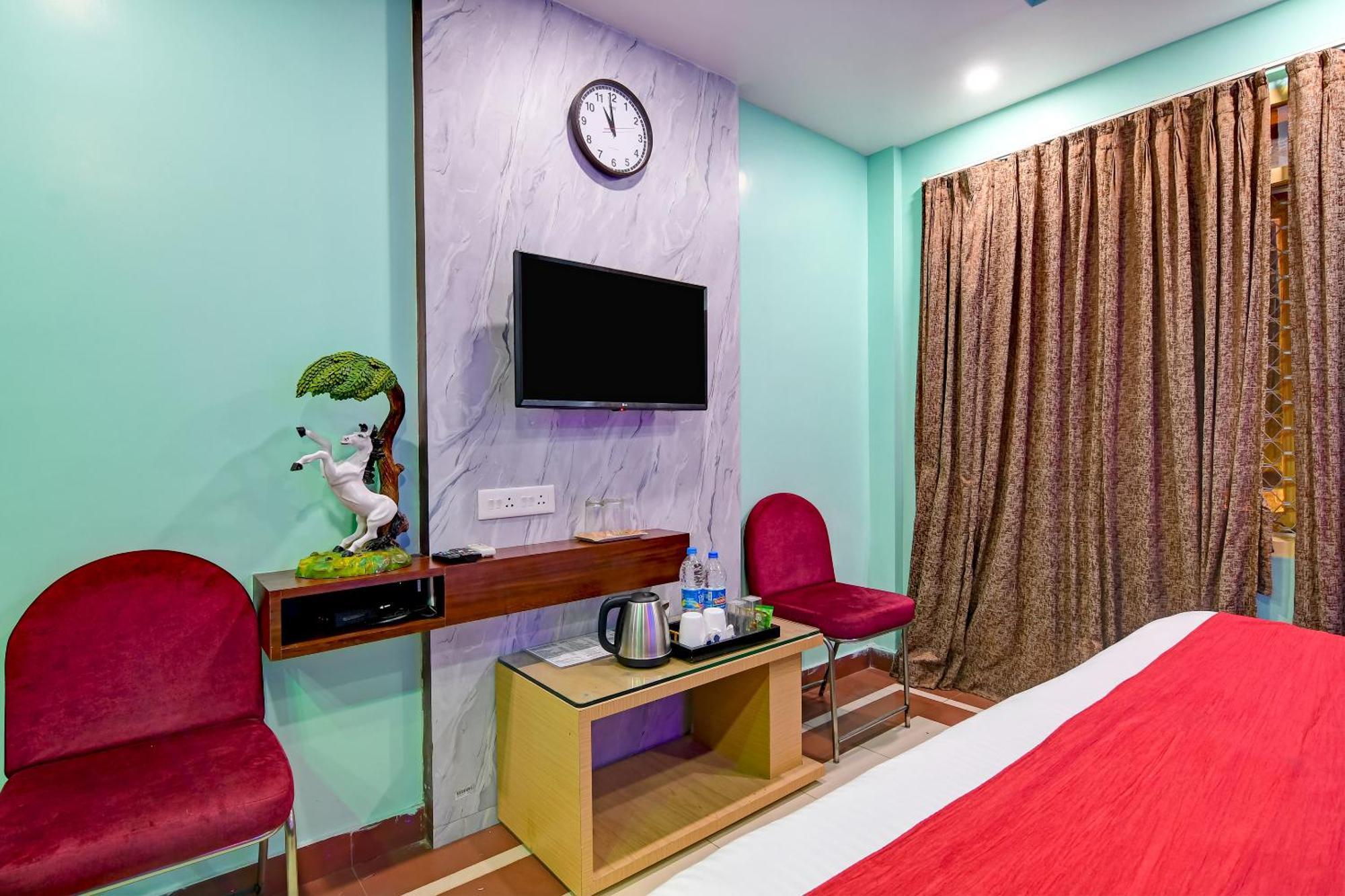 Hotel Ashray Puri Zewnętrze zdjęcie