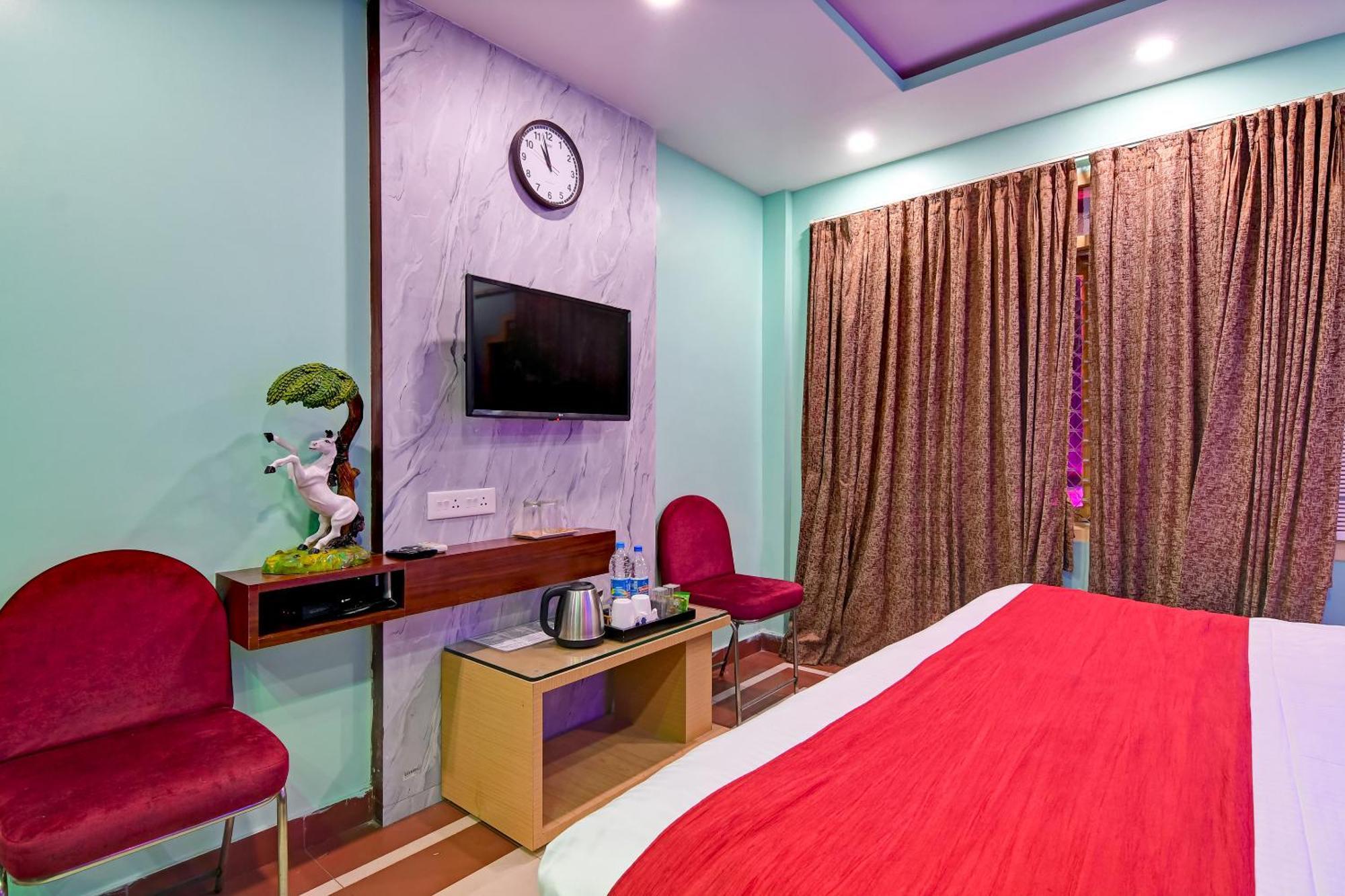 Hotel Ashray Puri Zewnętrze zdjęcie
